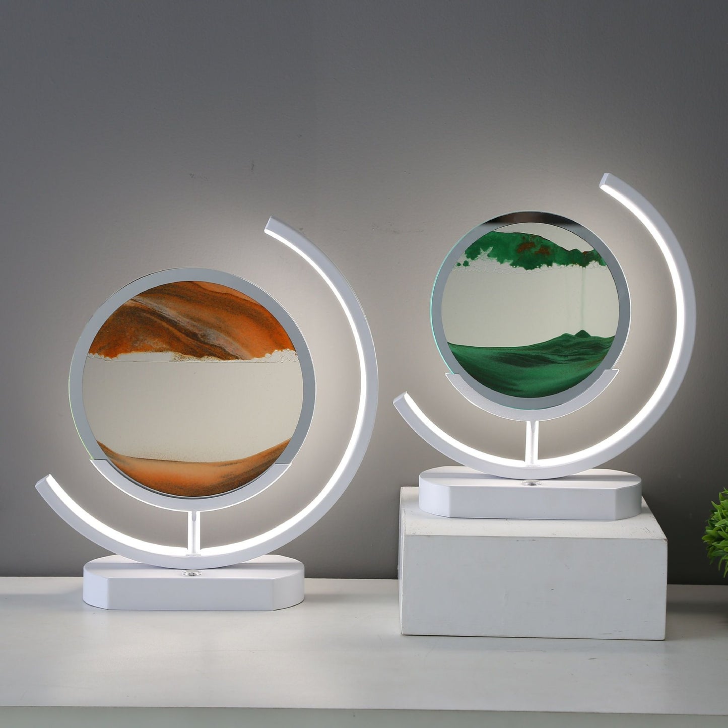 Moving Sand Art LED Table Lamp