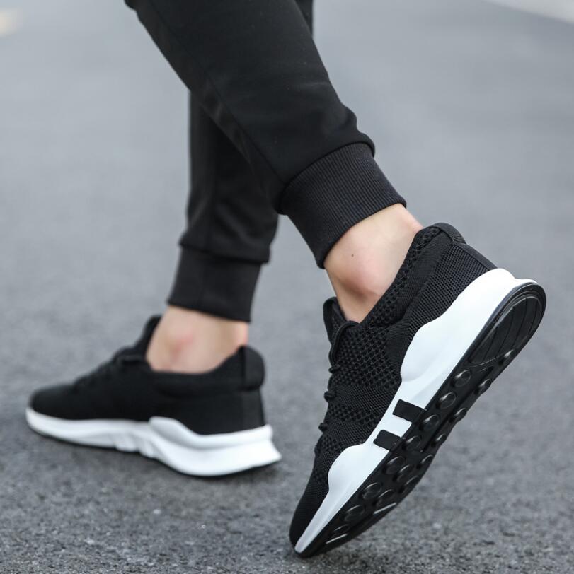 Men's Lightweight Casual Sneakers