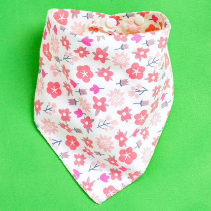 Infant Triangle-Shaped Drooling Bib