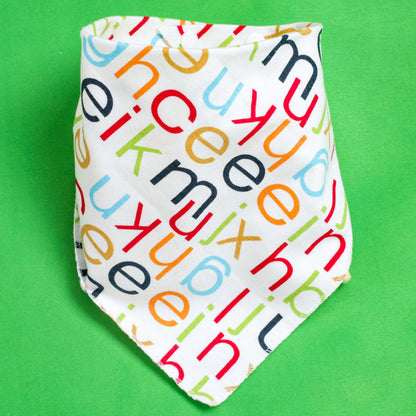 Infant Triangle-Shaped Drooling Bib